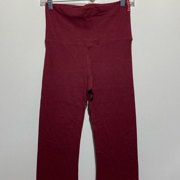 Active USA Women's Red Performance Stretch Knit Athletic Leggings Size Small - Picture 5 of 12